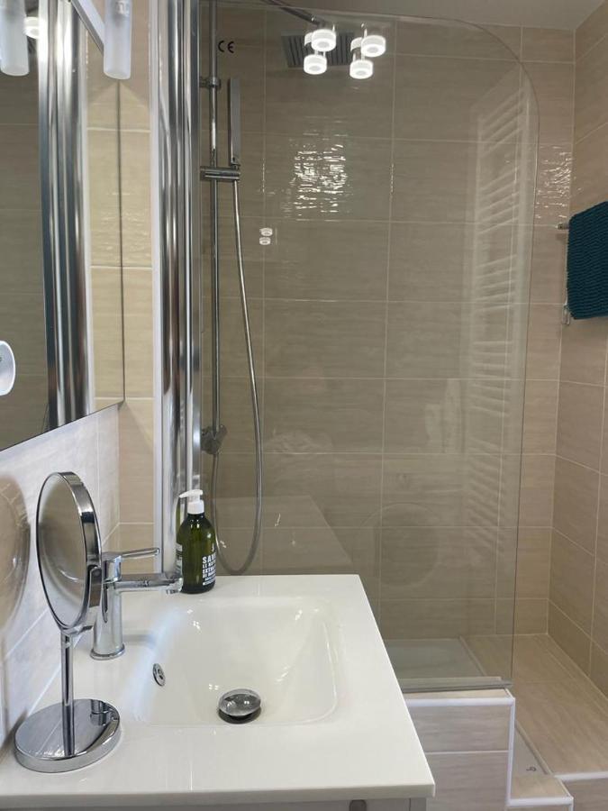 Appt T1 Bis, Terrasse Face Mer, Renove, Climatise Leucate
